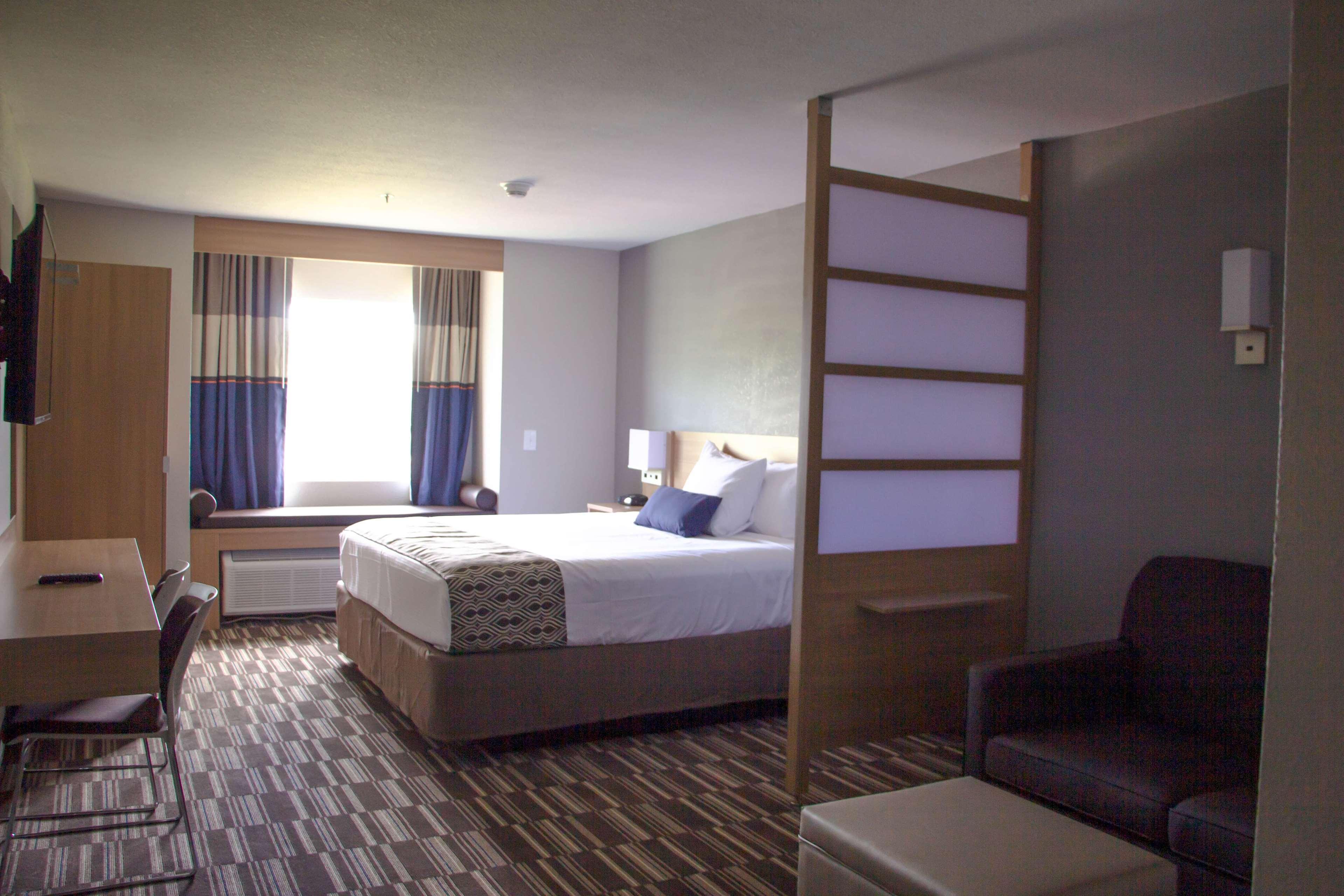 Microtel Inn & Suites By Wyndham Camp Lejeune/Jacksonville Zewnętrze zdjęcie
